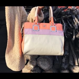 Guess Handbag VG467709